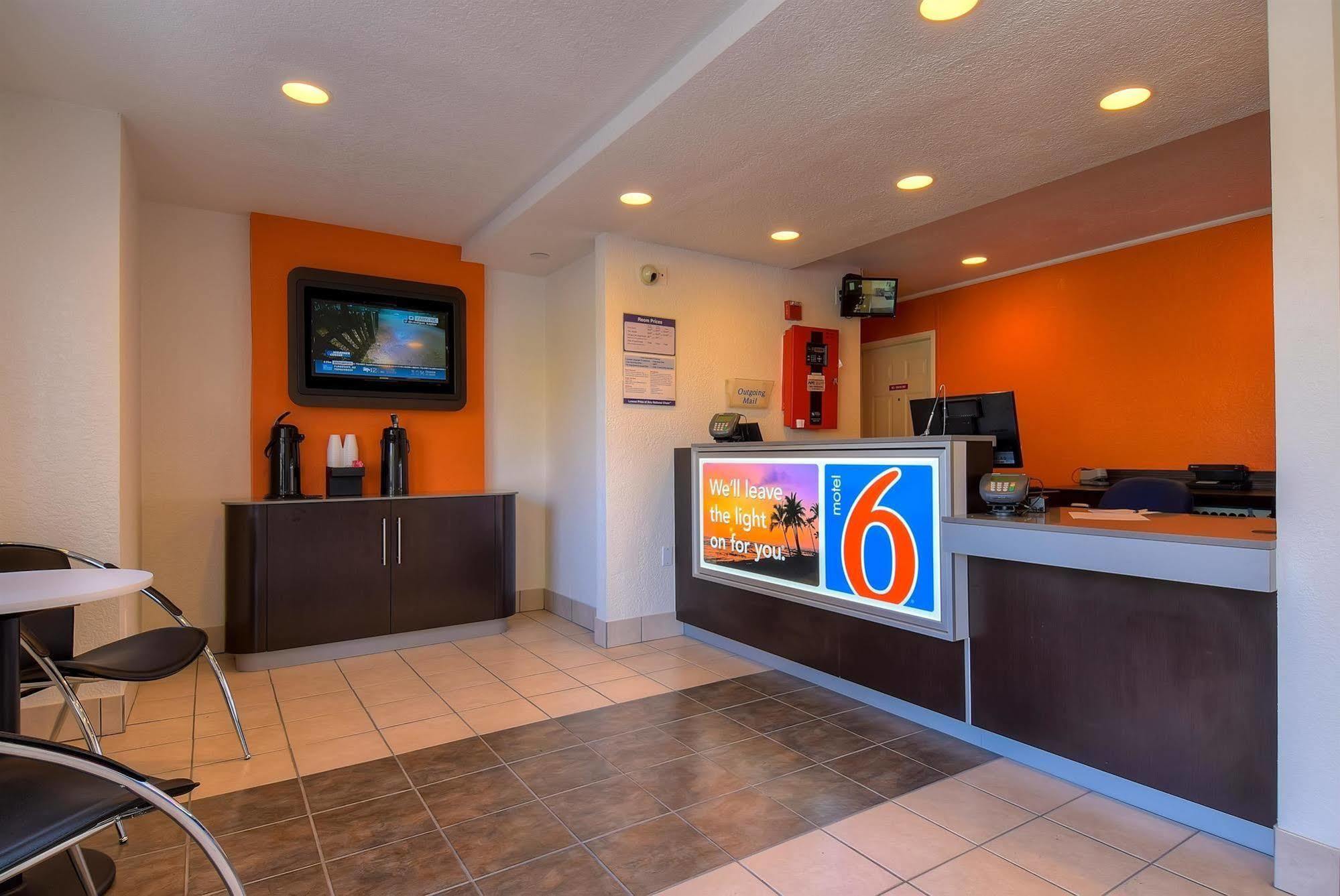 Motel 6-Rowland Heights, Ca - Los Angeles - Pomona Extérieur photo
