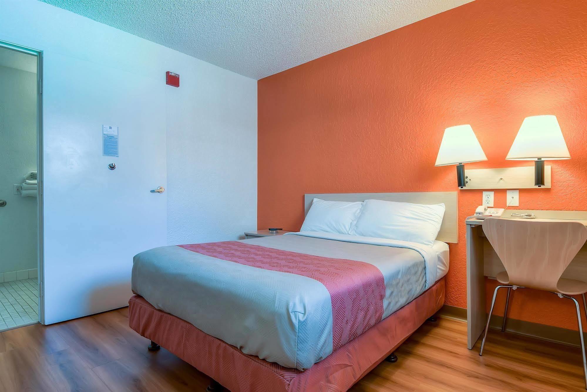 Motel 6-Rowland Heights, Ca - Los Angeles - Pomona Extérieur photo
