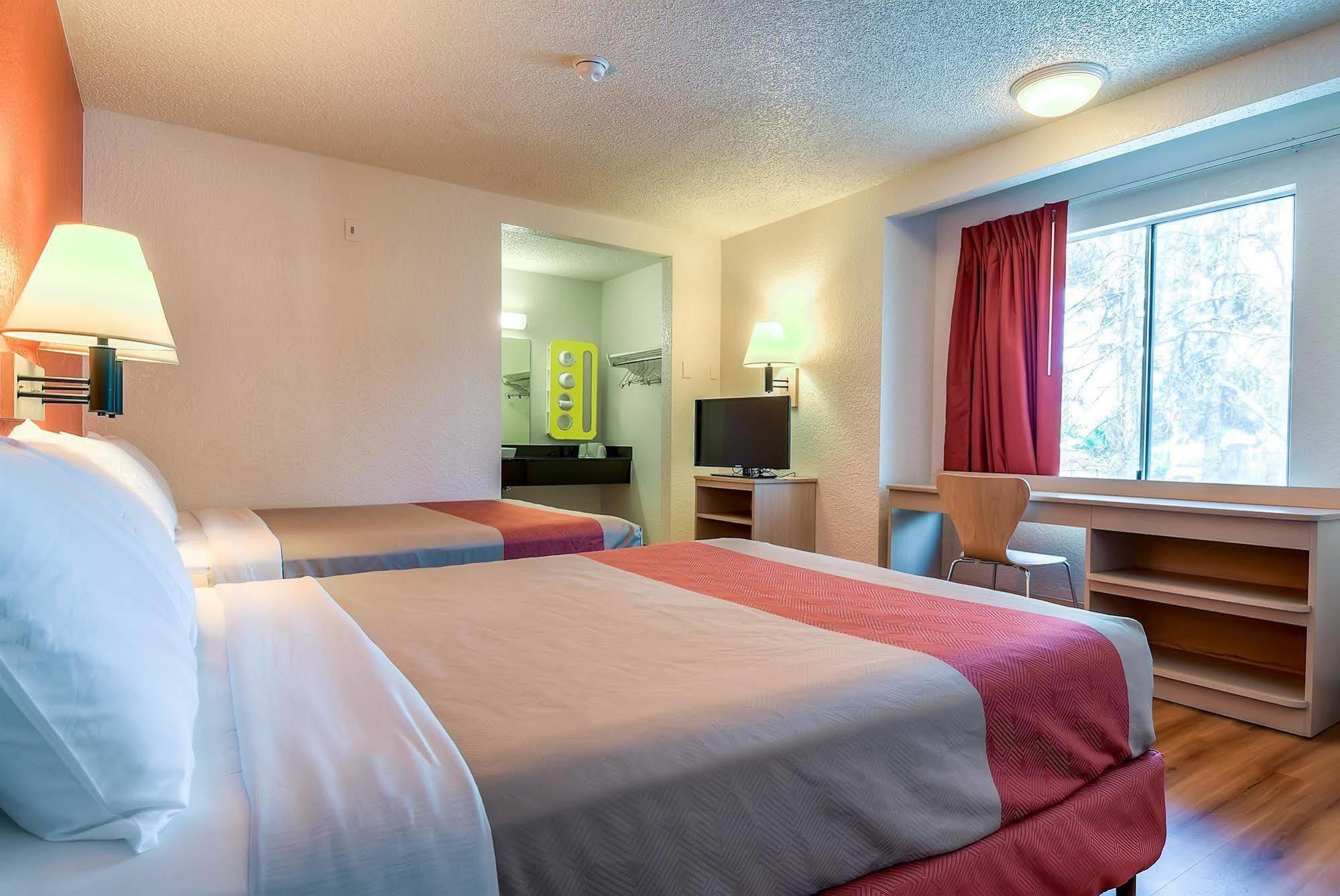 Motel 6-Rowland Heights, Ca - Los Angeles - Pomona Extérieur photo