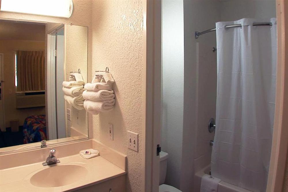 Motel 6-Rowland Heights, Ca - Los Angeles - Pomona Chambre photo